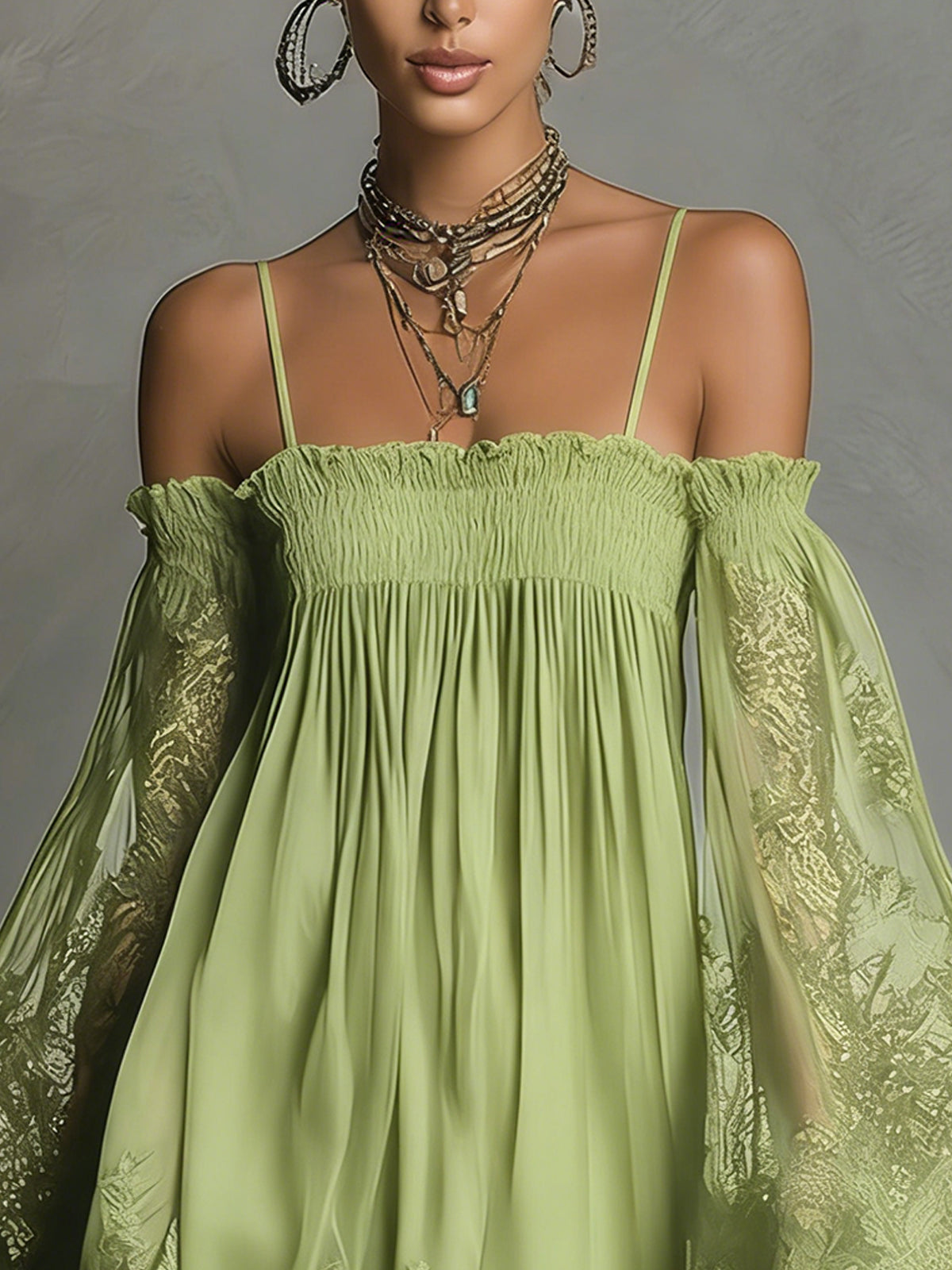 Noemi | Vestito mini in chiffon blu navy con scollo a spalle scoperte, bordo in pizzo e maniche trasparenti
