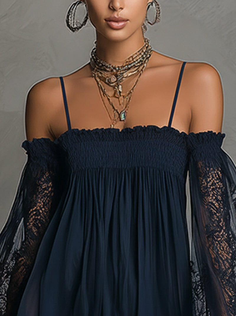 Noemi | Vestito mini in chiffon blu navy con scollo a spalle scoperte, bordo in pizzo e maniche trasparenti